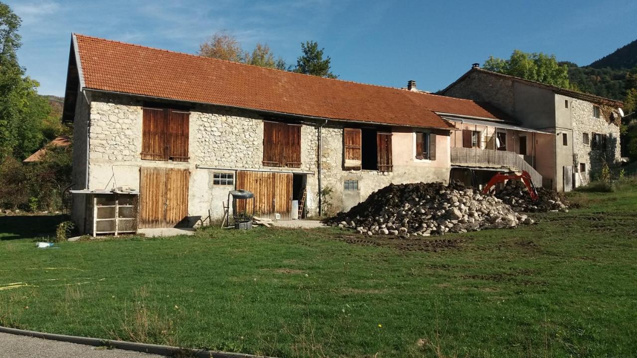 مبيت وإفطار Saint-Auban-d'Oze Le Petit Begou المظهر الخارجي الصورة
